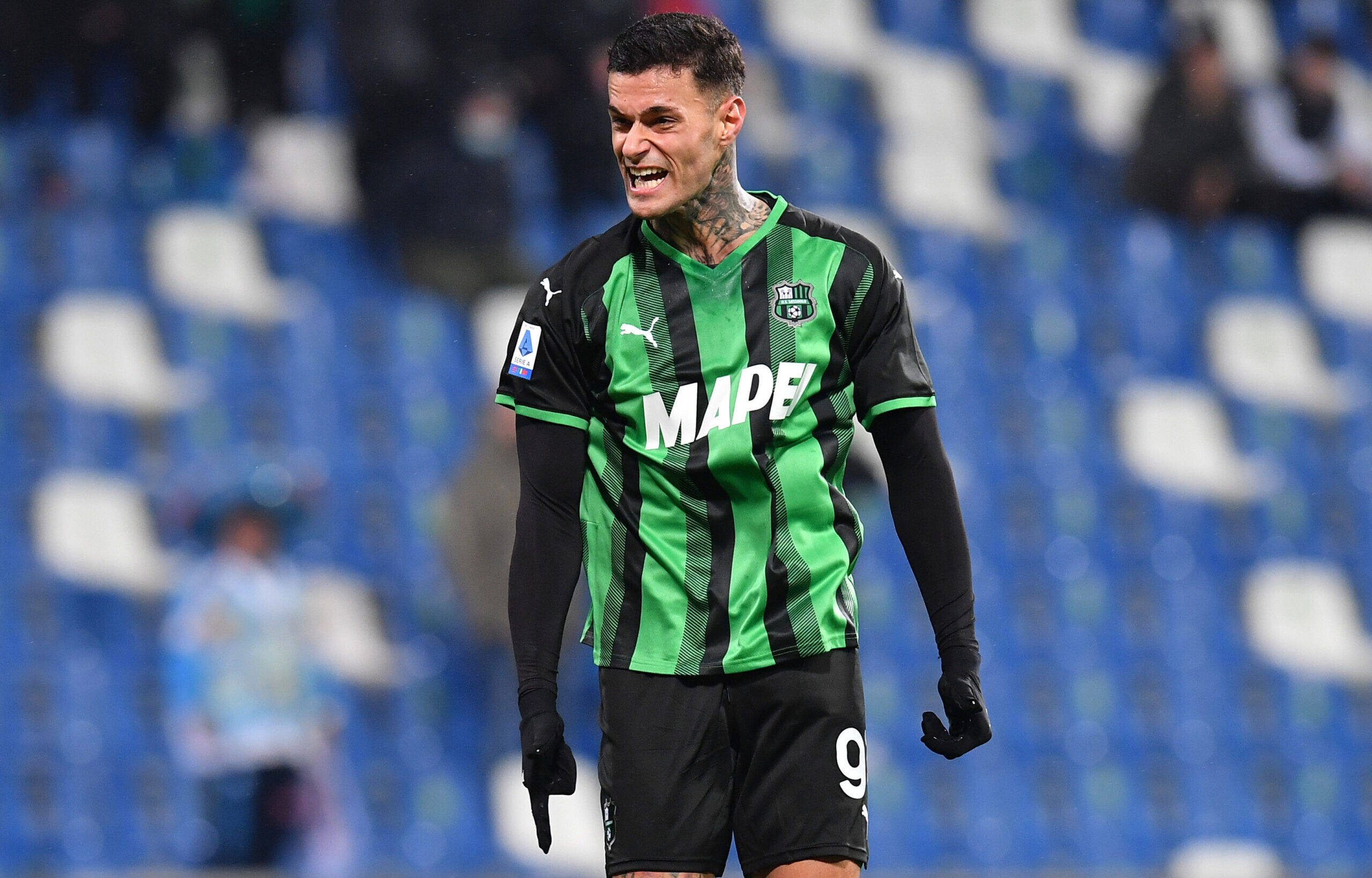 电竞娱乐平台-里昂内部会议纪要流出：转会期队长鼓劲；意甲使命明确；球队文化再被提及(里昂足球俱乐部阵容)